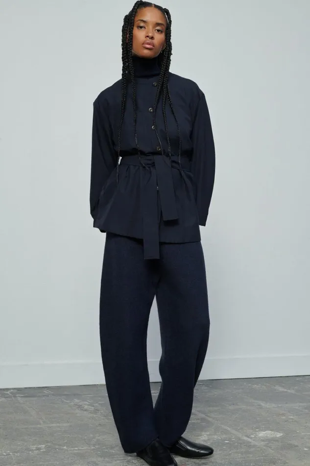 Women TABATA SHIRT Navy Soeur Shirts